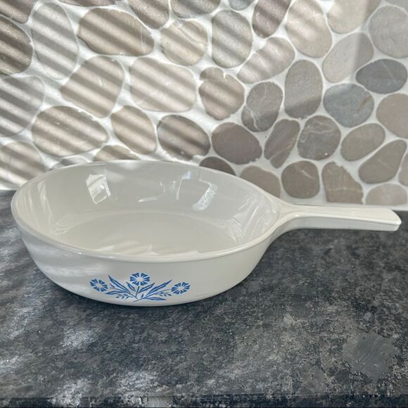 VINTAGE Corning Ware White and Blue Floral skillet pan - Picture 1 of 6